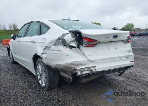 2019 Ford Fusion Hybrid Se from USA, damaged, VIN 3FA6P0LU7KR106040